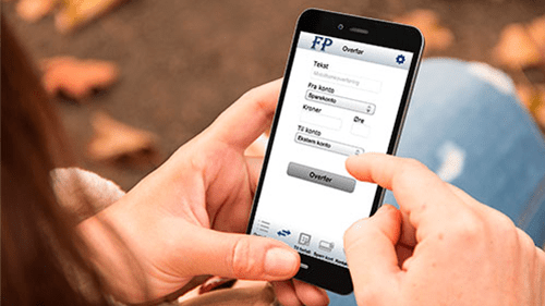 dame bruker mobilapp