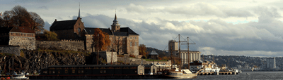 Oslo festning med hav bak